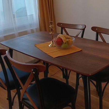 Tera Apartment Zemun Belgrado Exterior foto